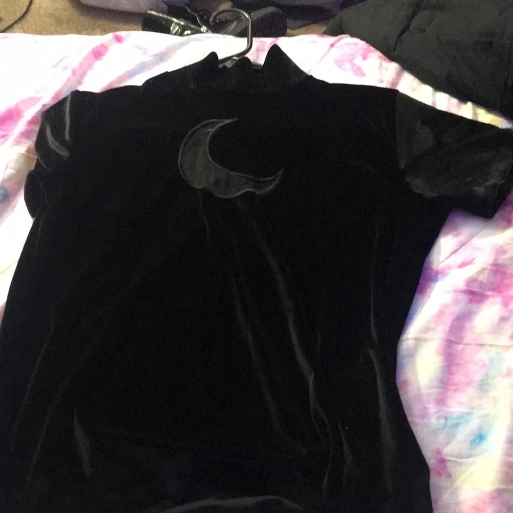 Black velvet crescent moon mesh cut out tee